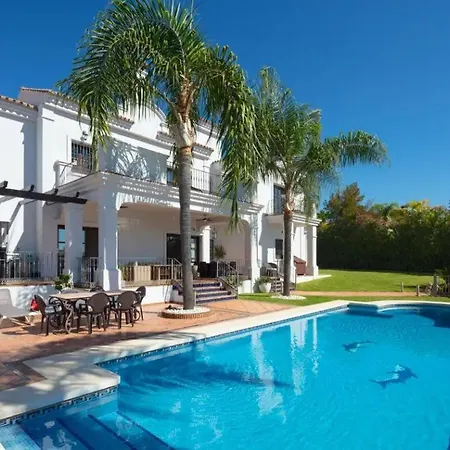 Vakantiehuis Luxury In With Private Pool